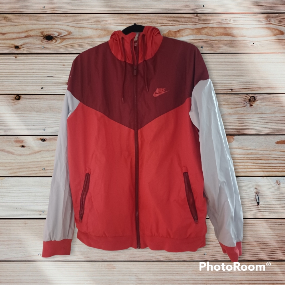 Nike windbreaker jacket